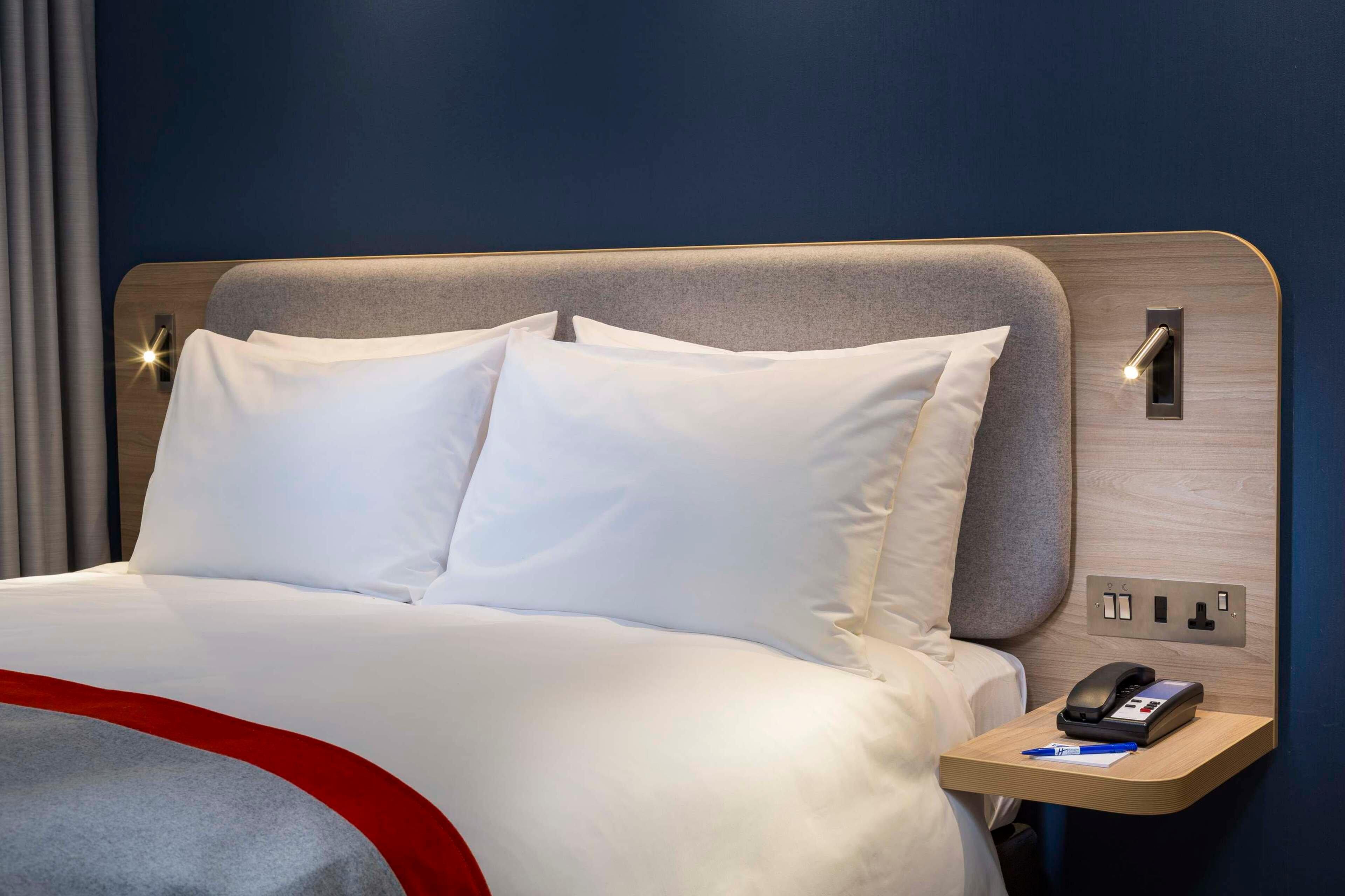 Holiday Inn Express Belfast City By Ihg Eksteriør bilde