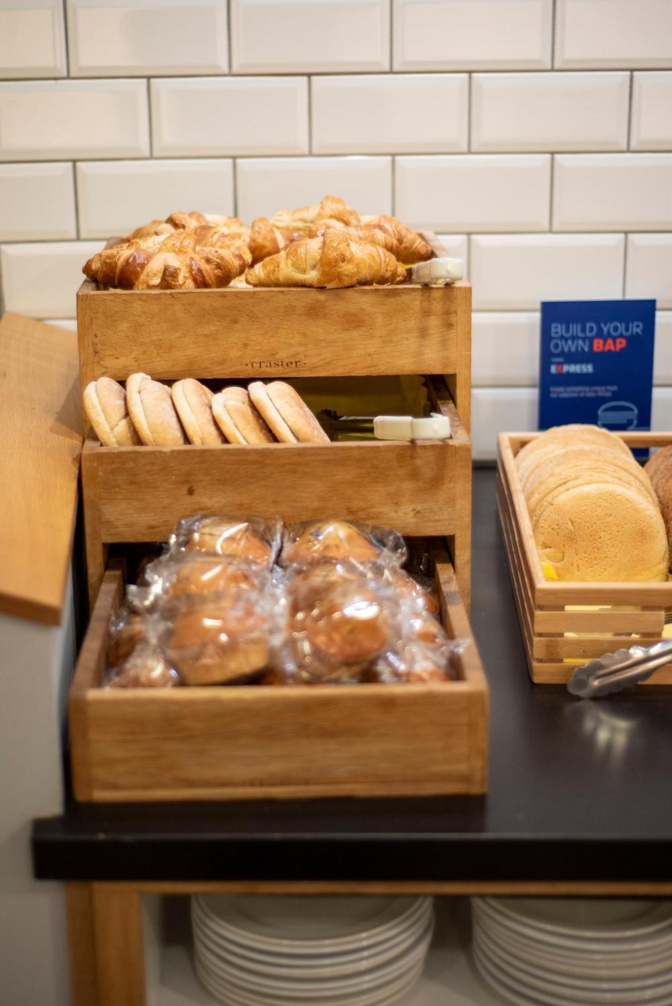 Holiday Inn Express Belfast City By Ihg Eksteriør bilde